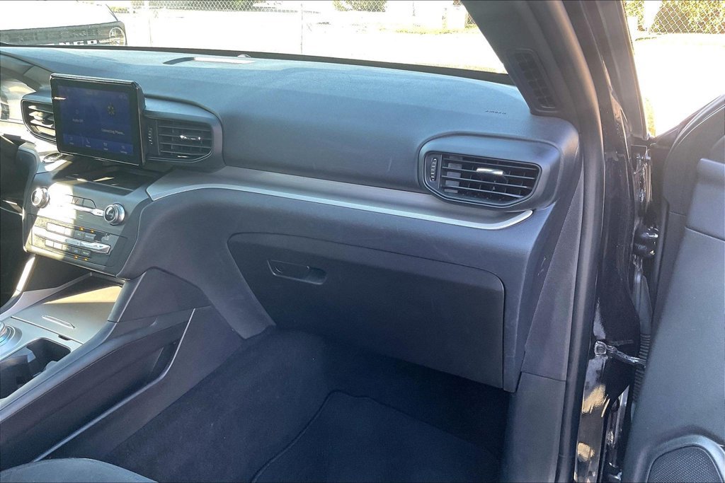 Certified 2020 Ford Explorer XLT AWD/4WD image 15