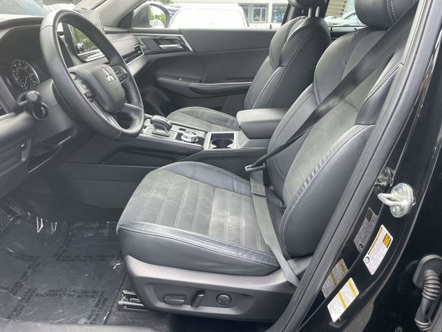 Used 2023 Mitsubishi Outlander SE FWD image 10