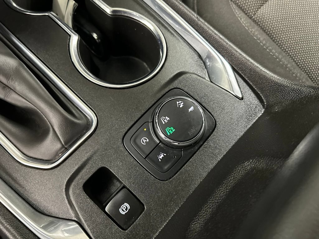 Used 2023 Chevrolet Traverse LT w/ LPO, Floor Liner Package AWD/4WD image 23