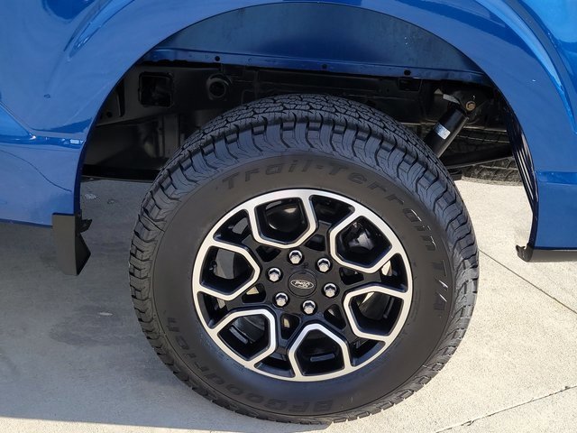 Certified 2022 Ford F150 XLT w/ Equipment Group 302A High image 16