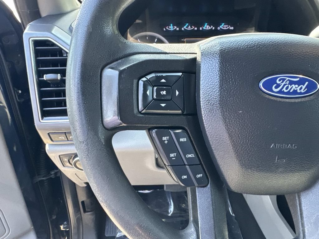 Certified 2019 Ford F250 XLT w/ XLT Premium Package RWD image 11
