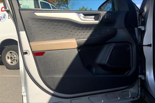 Certified 2020 Ford Escape SEL image 21