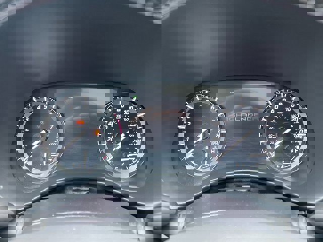 Used 2020 Toyota Highlander XLE image 18