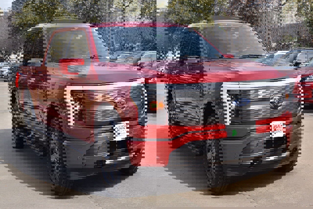 Certified 2023 Ford F150 Lightning Lariat w/ Equipment Group 511A High image 4