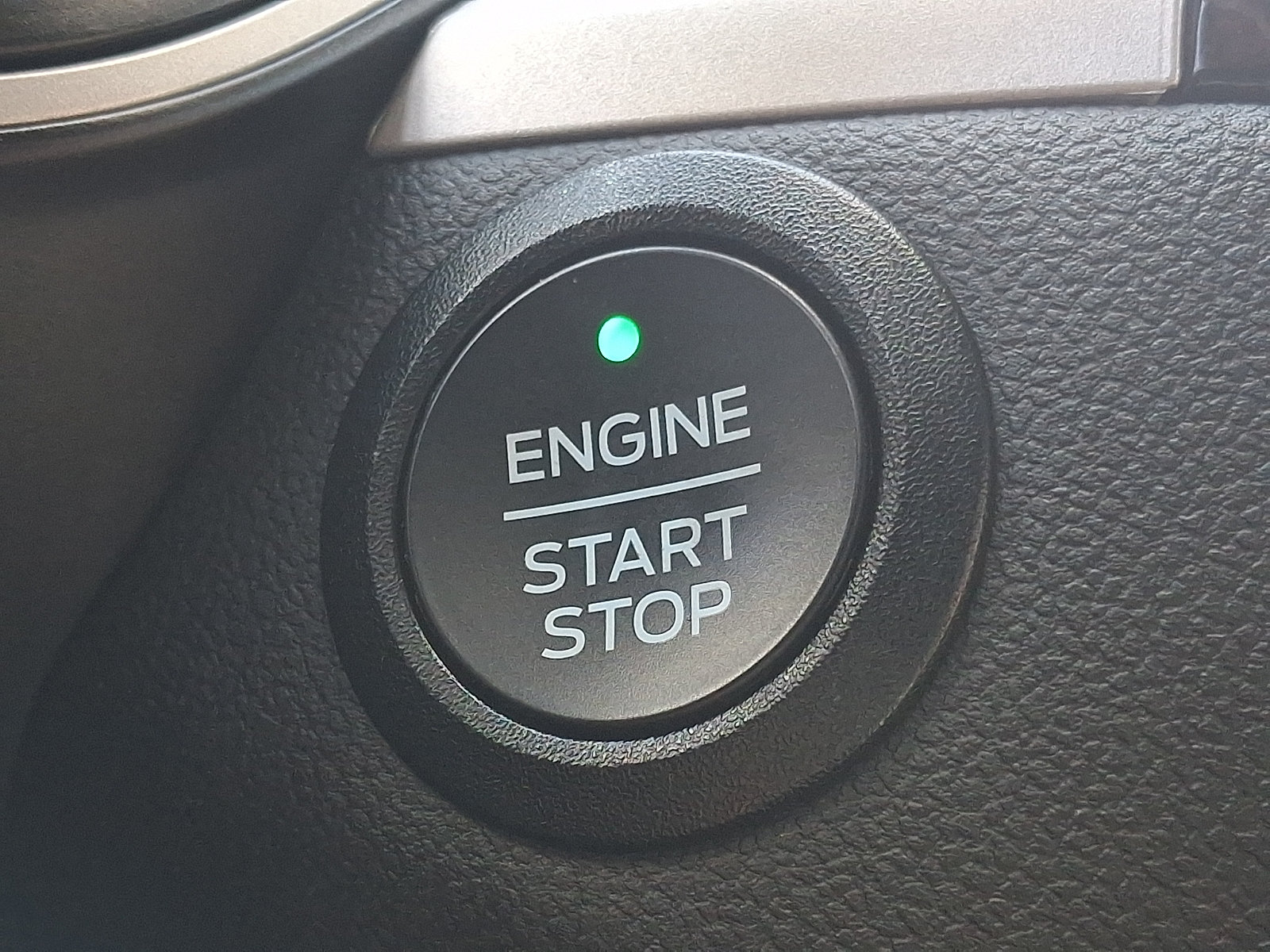Certified 2021 Ford Escape SE FWD image 26