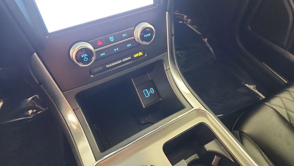 Certified 2024 Ford Edge Titanium image 16