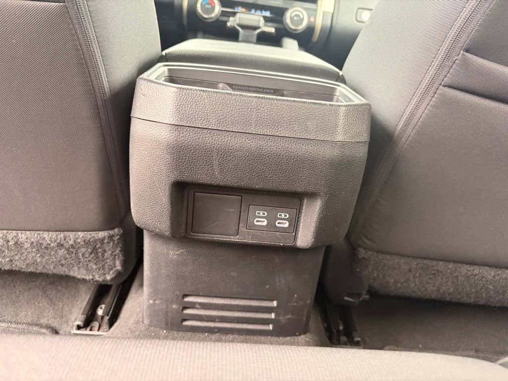 Used 2024 Toyota Tacoma TRD Off-Road AWD/4WD image 28