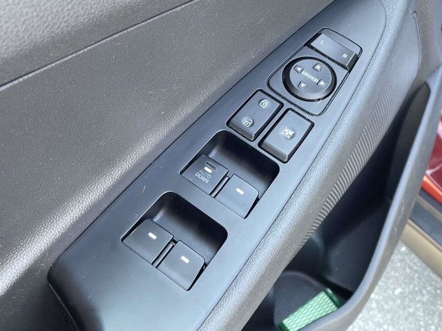 Used 2020 Hyundai Tucson SE FWD image 14