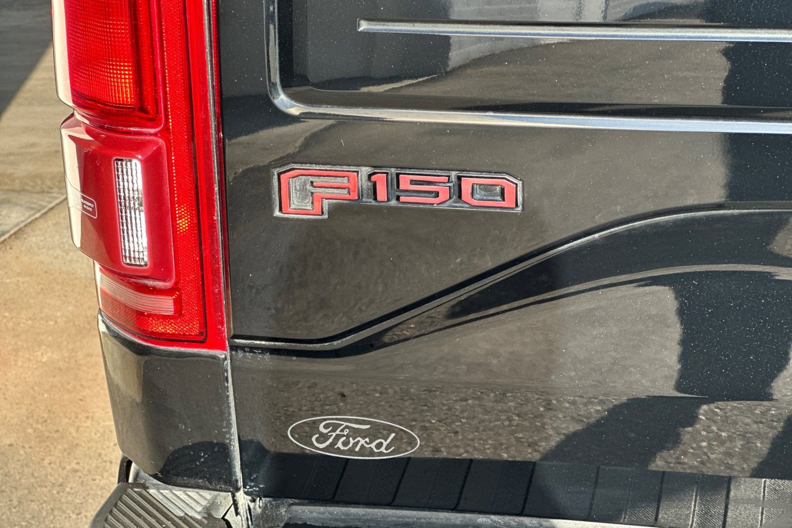 Certified 2017 Ford F150 Limited w/ Trailer Tow Package AWD/4WD image 31