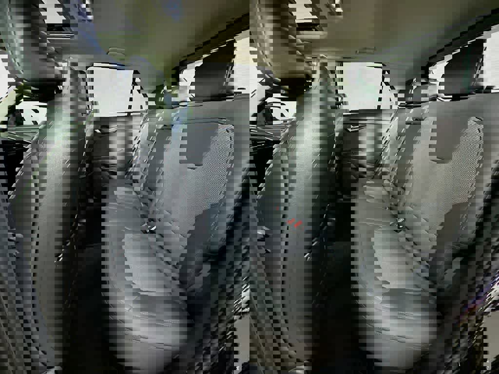 Used 2024 Kia Niro EX Touring image 17