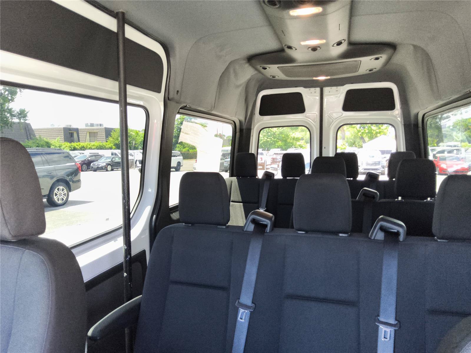 Used 2019 Mercedes-Benz Sprinter 2500 image 14