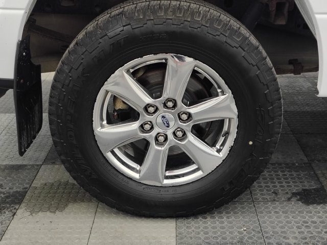 Certified 2018 Ford F150 XLT w/ Equipment Group 302A Luxury AWD/4WD image 16