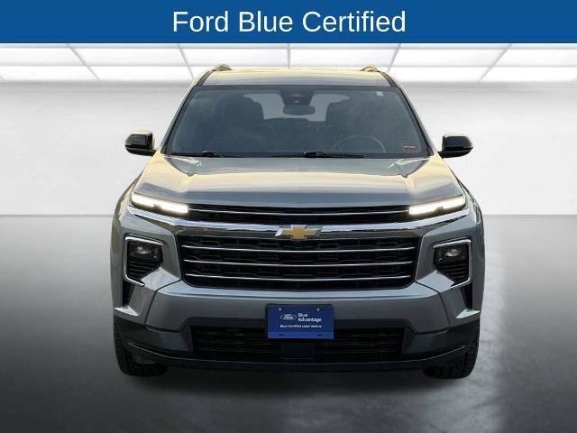 Used 2026 Chevrolet Traverse LT AWD/4WD image 2
