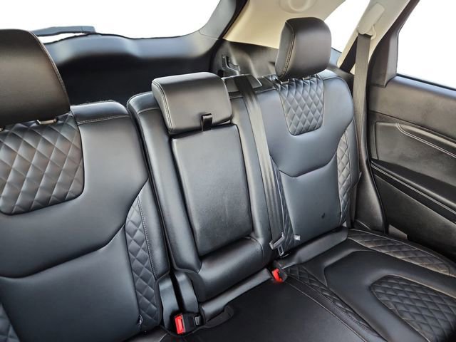 Certified 2024 Ford Edge Titanium image 18