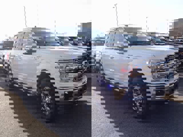 Certified 2019 Ford F150 Lariat w/ Equipment Group 502A Luxury image 3