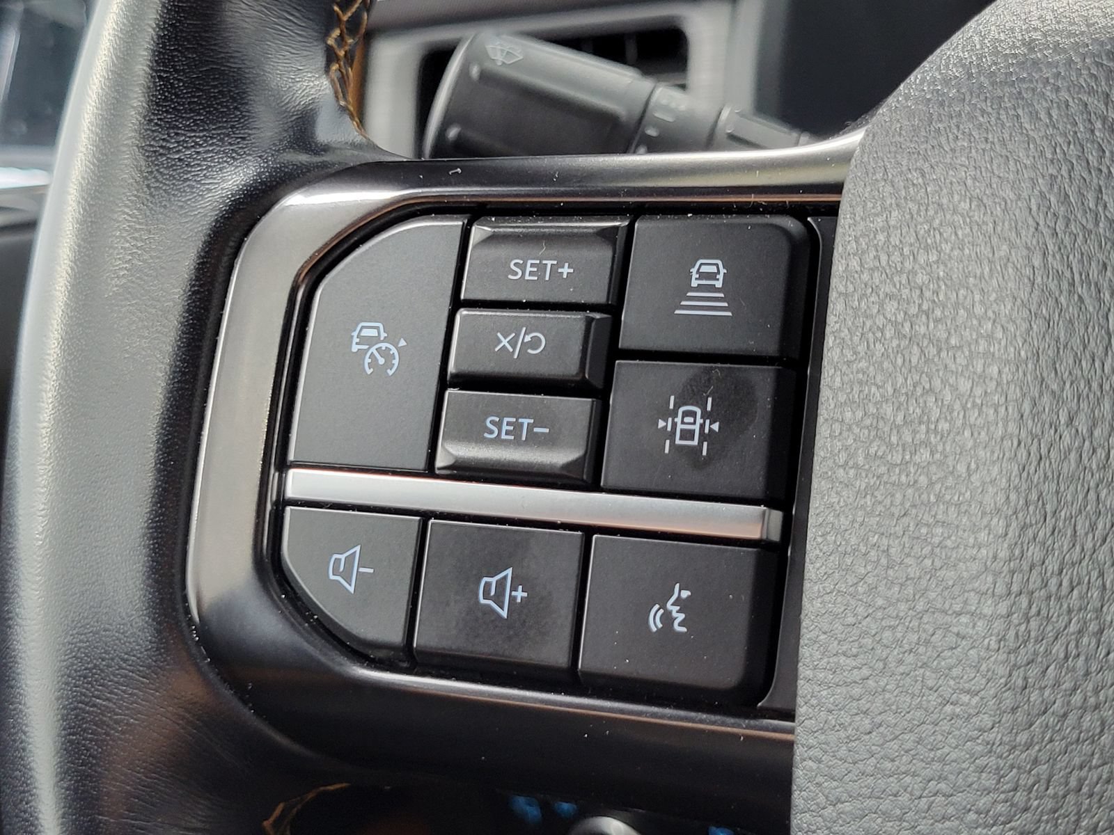 Certified 2023 Ford Expedition Max Platinum AWD/4WD image 16