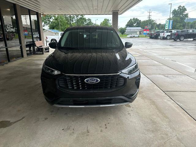 Certified 2023 Ford Escape Active w/ Tech Pack #1 FWD image 2