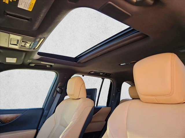 Used 2023 Lexus LX 600 4WD w/ Appearance Package image 15