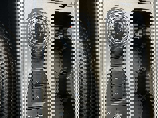 Certified 2023 Ford Explorer Limited w/ Limited Technology Package image 26