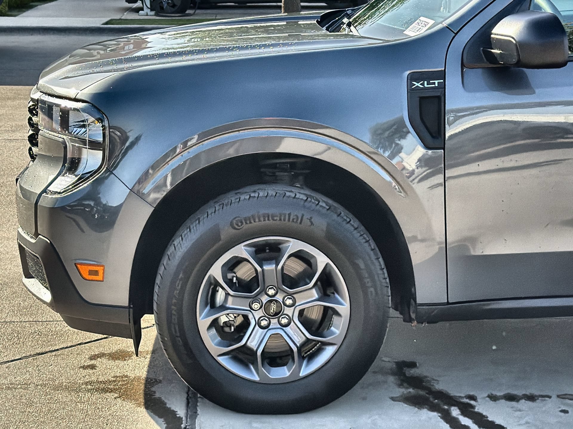 Certified 2025 Ford Maverick XLT w/ Equipment Group 302A AWD/4WD image 10