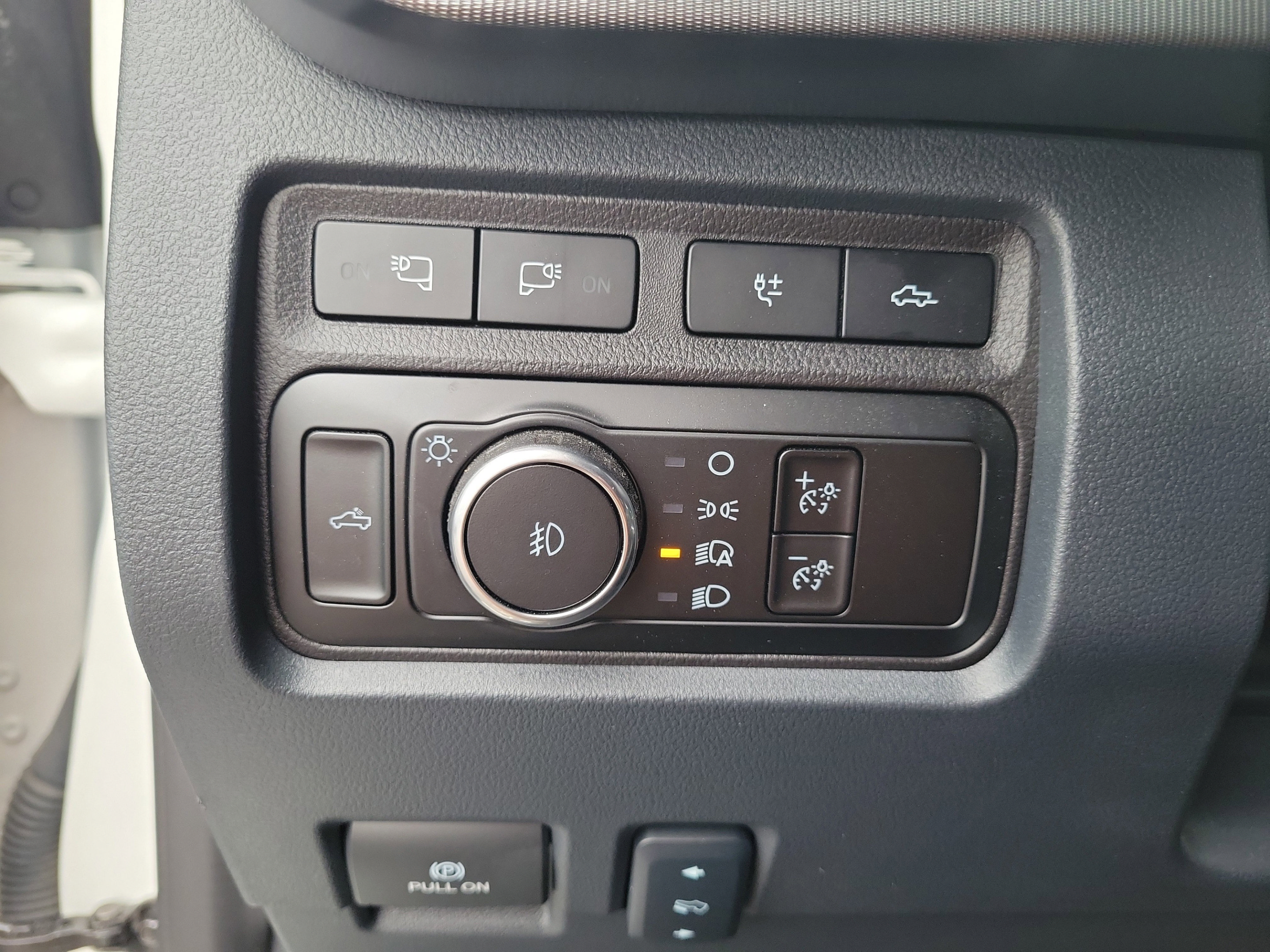Certified 2024 Ford F250 Platinum AWD/4WD image 20
