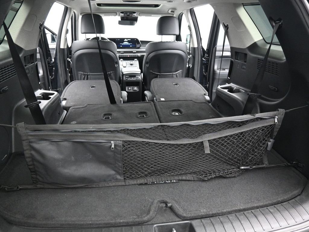 Used 2023 Hyundai Palisade Limited w/ Cargo Package image 24