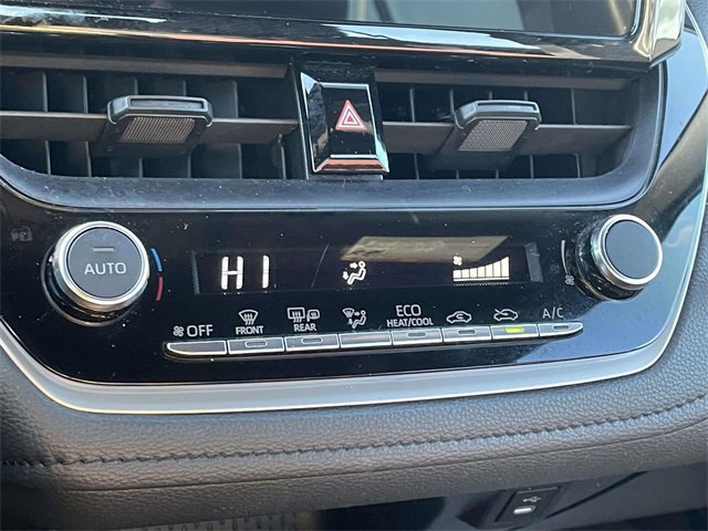 Used 2023 Toyota Corolla SE image 26
