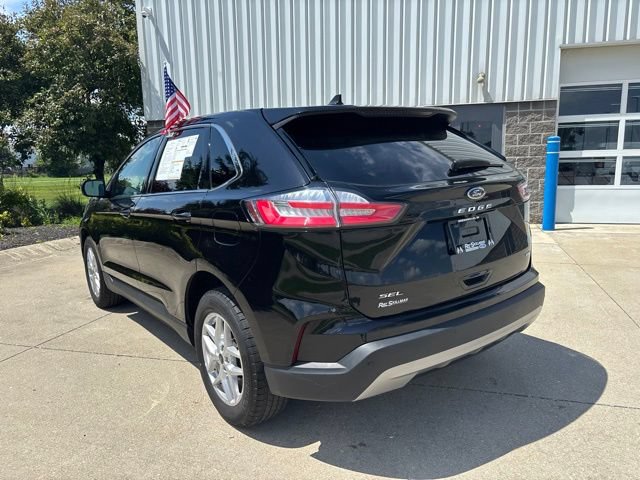 Certified 2024 Ford Edge SEL w/ Convenience Package AWD/4WD image 9