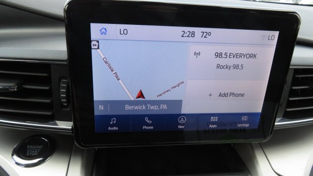 Certified 2022 Ford Explorer XLT w/ Equipment Group 202A image 13