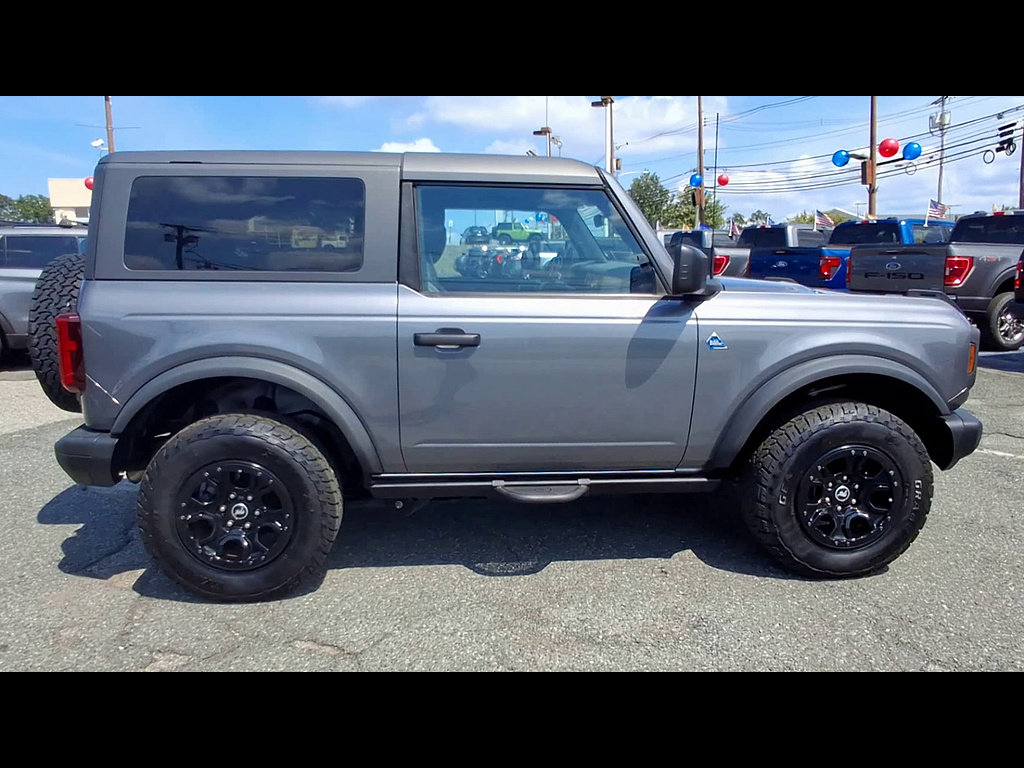 Certified 2023 Ford Bronco Black Diamond AWD/4WD image 9