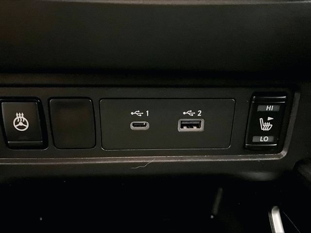Used 2024 Nissan Frontier SV AWD/4WD image 31