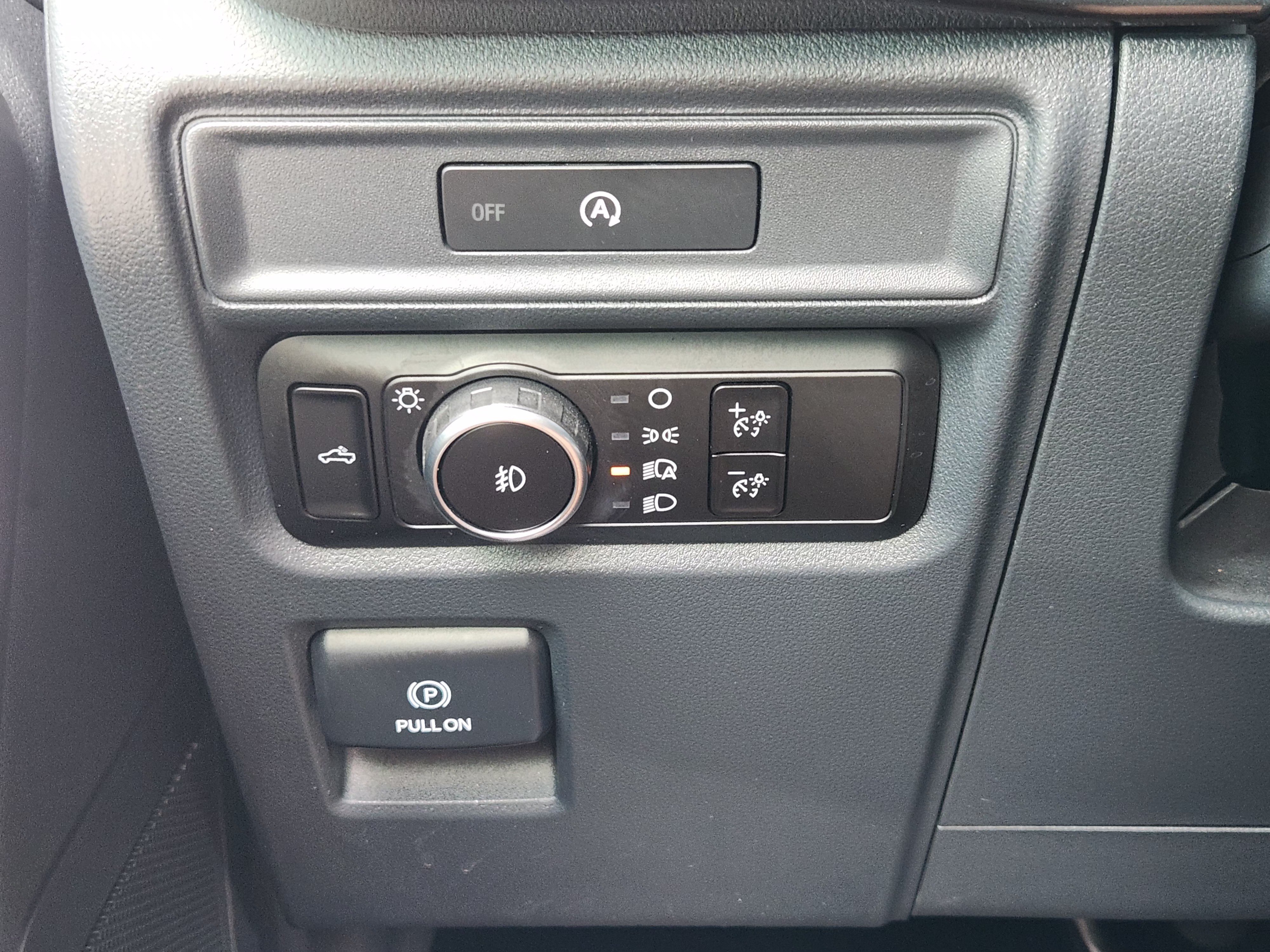 Certified 2025 Ford F150 STX w/ Equipment Group 200A RWD image 21