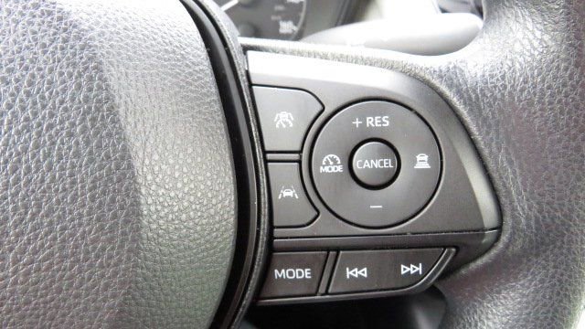 Used 2023 Toyota Corolla LE w/ LE Convenience Package image 21