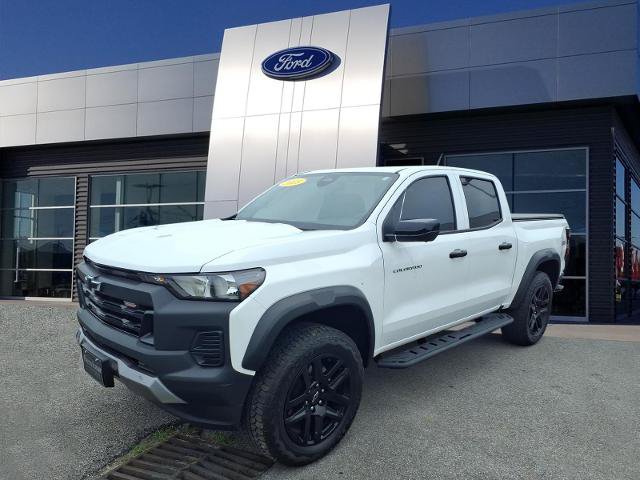 Used 2023 Chevrolet Colorado Trail Boss w/ Technology Package AWD/4WD image 4