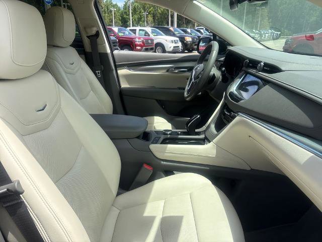 Used 2021 Cadillac XT5 Premium Luxury w/ LPO, Floor Liner Package FWD image 28
