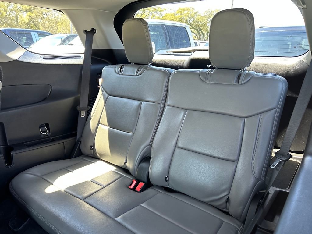 Certified 2021 Ford Explorer XLT image 14