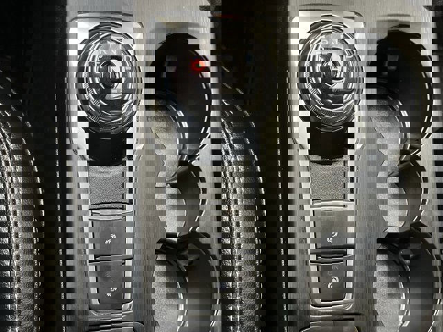 Certified 2021 Ford Escape Titanium w/ Class II Trailer Tow Package image 32