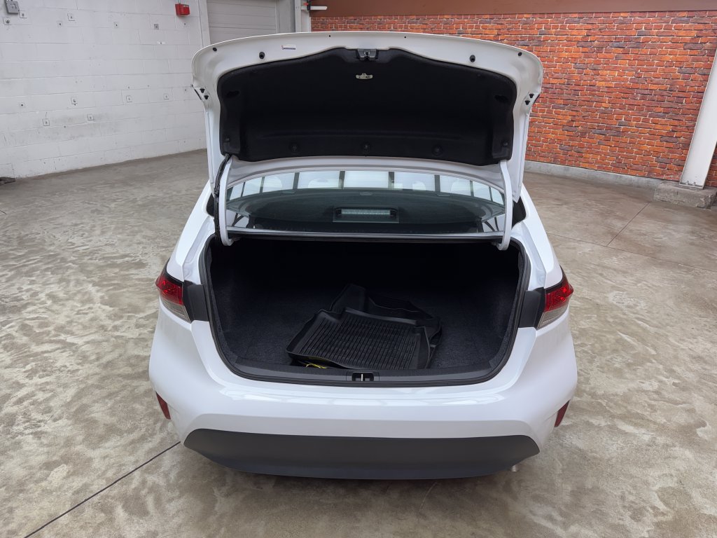 Used 2026 Toyota Corolla LE FWD image 26