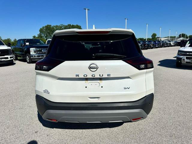 Used 2023 Nissan Rogue SV FWD image 4
