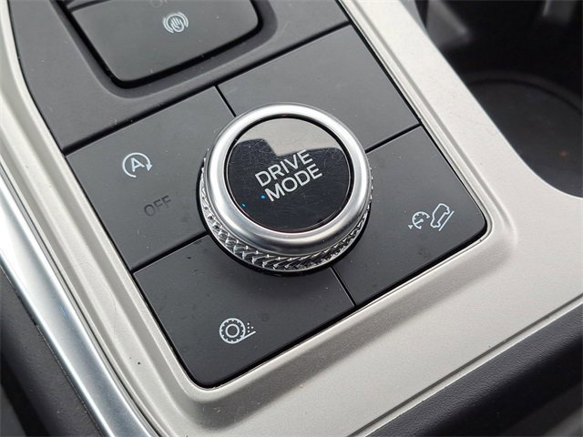 Certified 2023 Ford Explorer XLT w/ Equipment Group 202A image 19