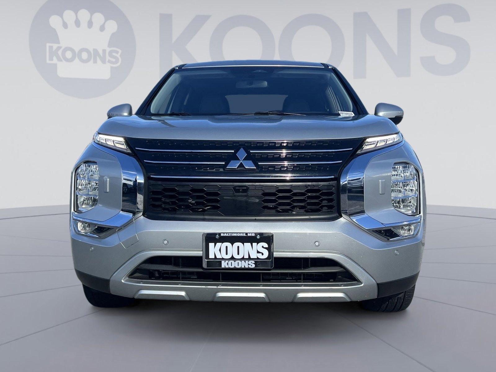 Used 2023 Mitsubishi Outlander SE image 8