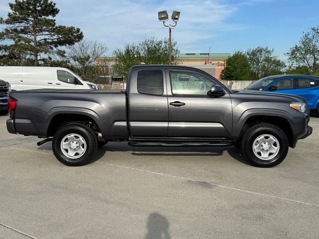 Used 2023 Toyota Tacoma SR w/ SR Convenience Package image 6