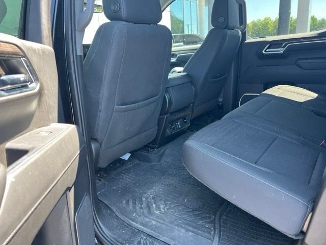 Used 2022 Chevrolet Silverado 1500 LT Trail Boss w/ LPO, Dark Essentials Package AWD/4WD image 8