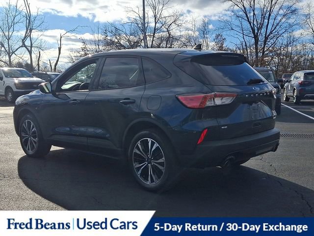 Certified 2022 Ford Escape SE w/ SE Sport Appearance Package image 4