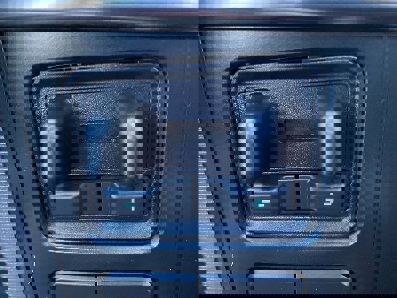 Certified 2022 Ford F150 Platinum w/ Equipment Group 701A High image 47