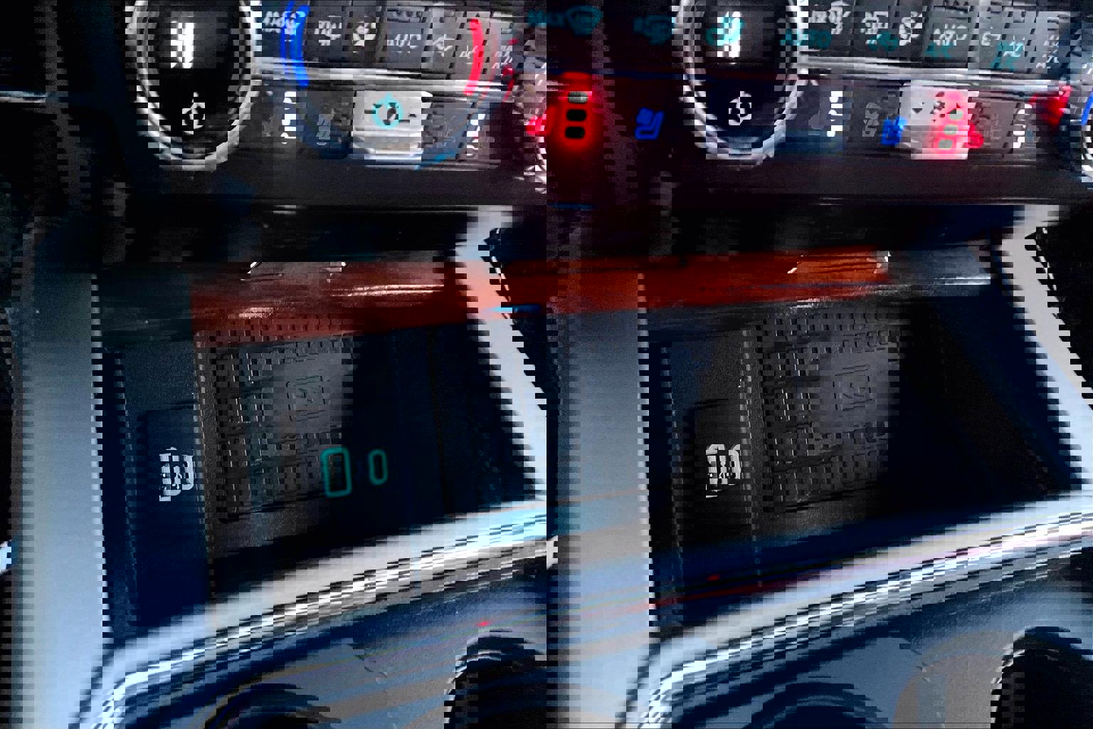 Certified 2022 Ford F350 King Ranch w/ King Ranch Ultimate Package image 33