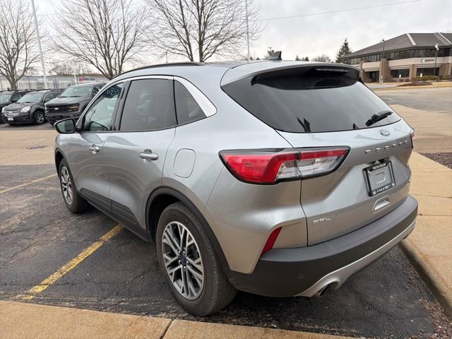 Certified 2022 Ford Escape SEL AWD/4WD image 3