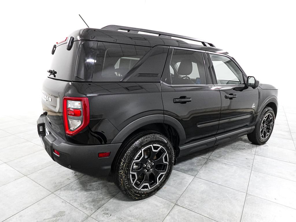 Certified 2025 Ford Bronco Sport Outer Banks w/ Outer Banks Tech Package+ AWD/4WD image 6