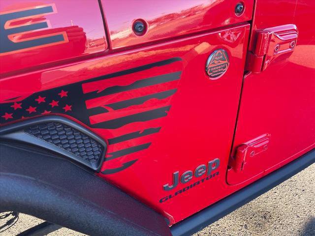 Used 2022 Jeep Gladiator Mojave w/ LED Lighting Group image 7