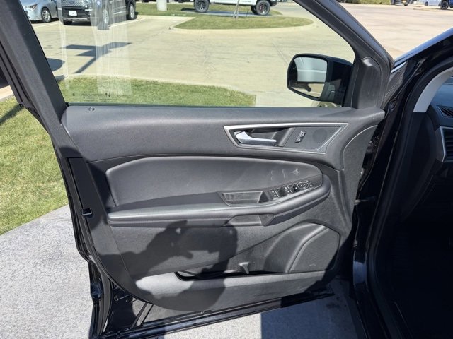 Certified 2024 Ford Edge SEL image 8